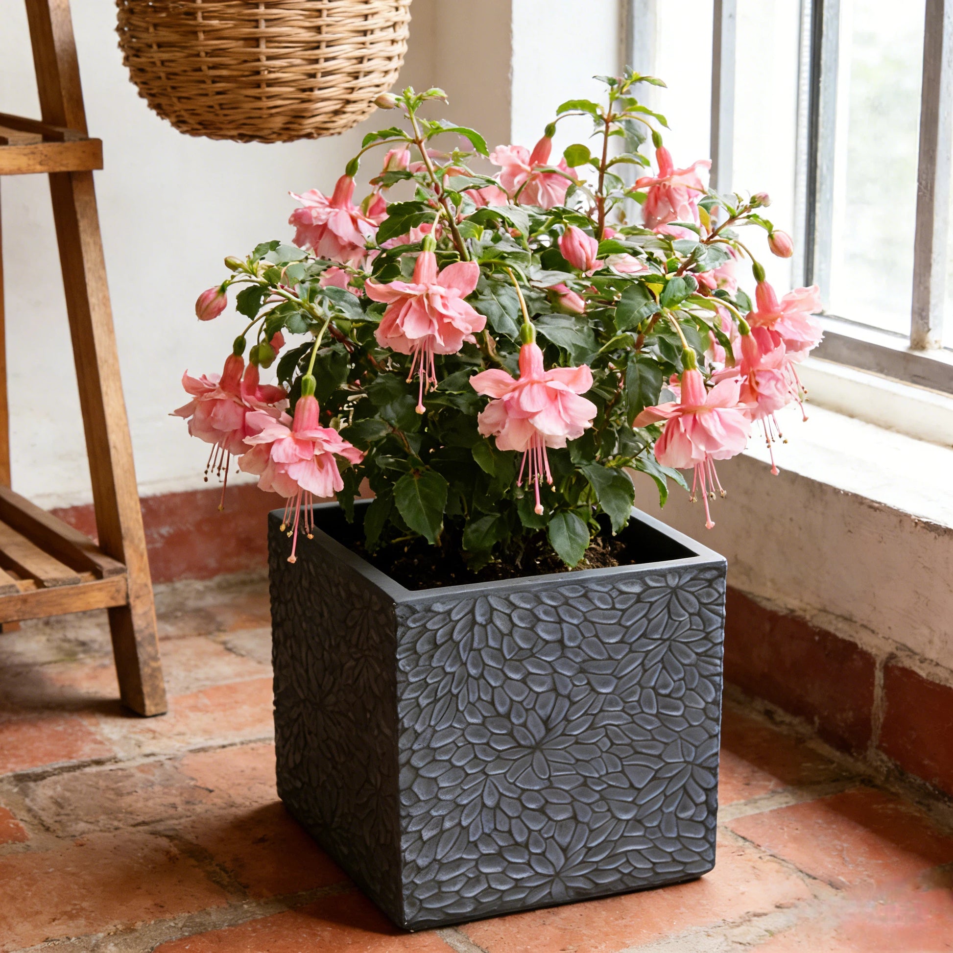 Galvanized Steel Raised Garden Bed Kit Metal Planter Box for Growing Vegetables Flowers Herbs