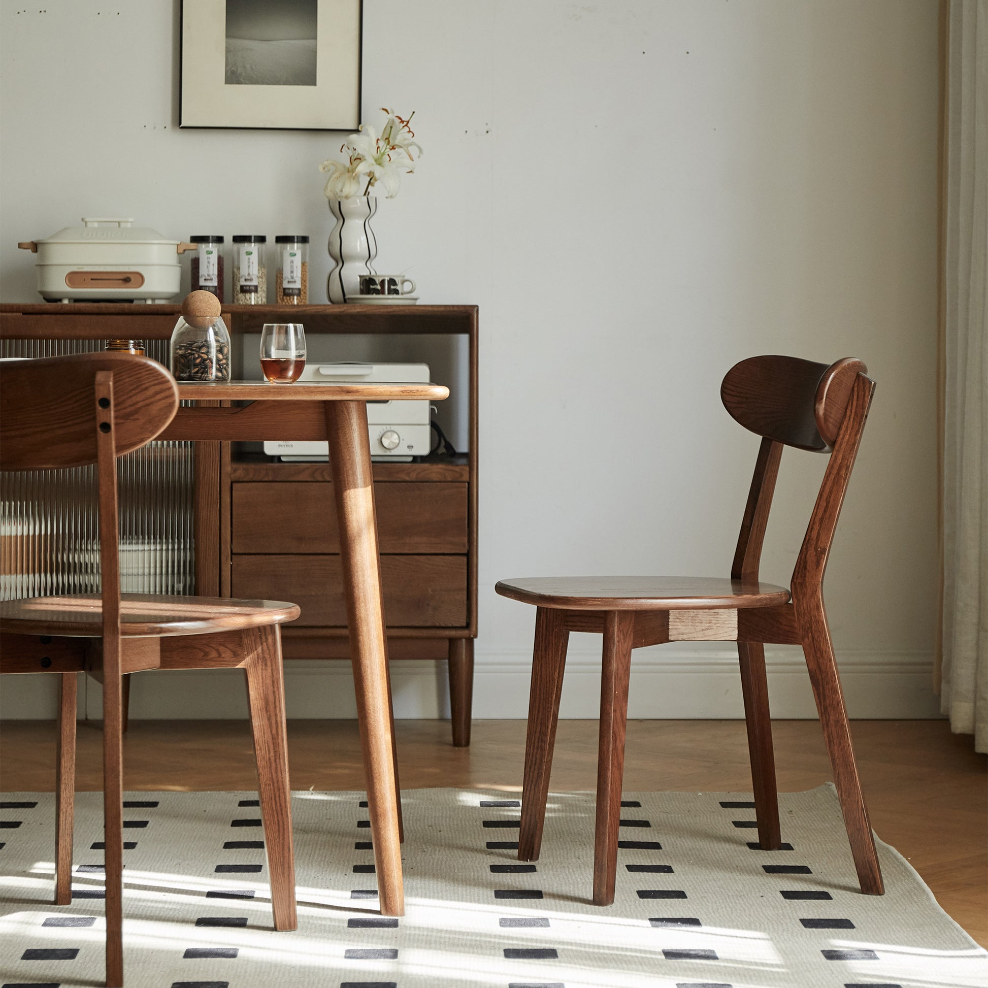 Set of 2 Solid Oak Dining Chairs Versatile Furniture 46.5x54x80cm