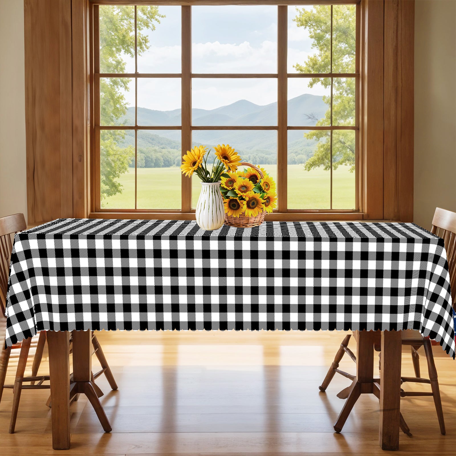 Black and White Plaid Tablecloth, Dustproof Easy-Care Checkered Dining Table Cover for Everyday Use and Festive Decor
